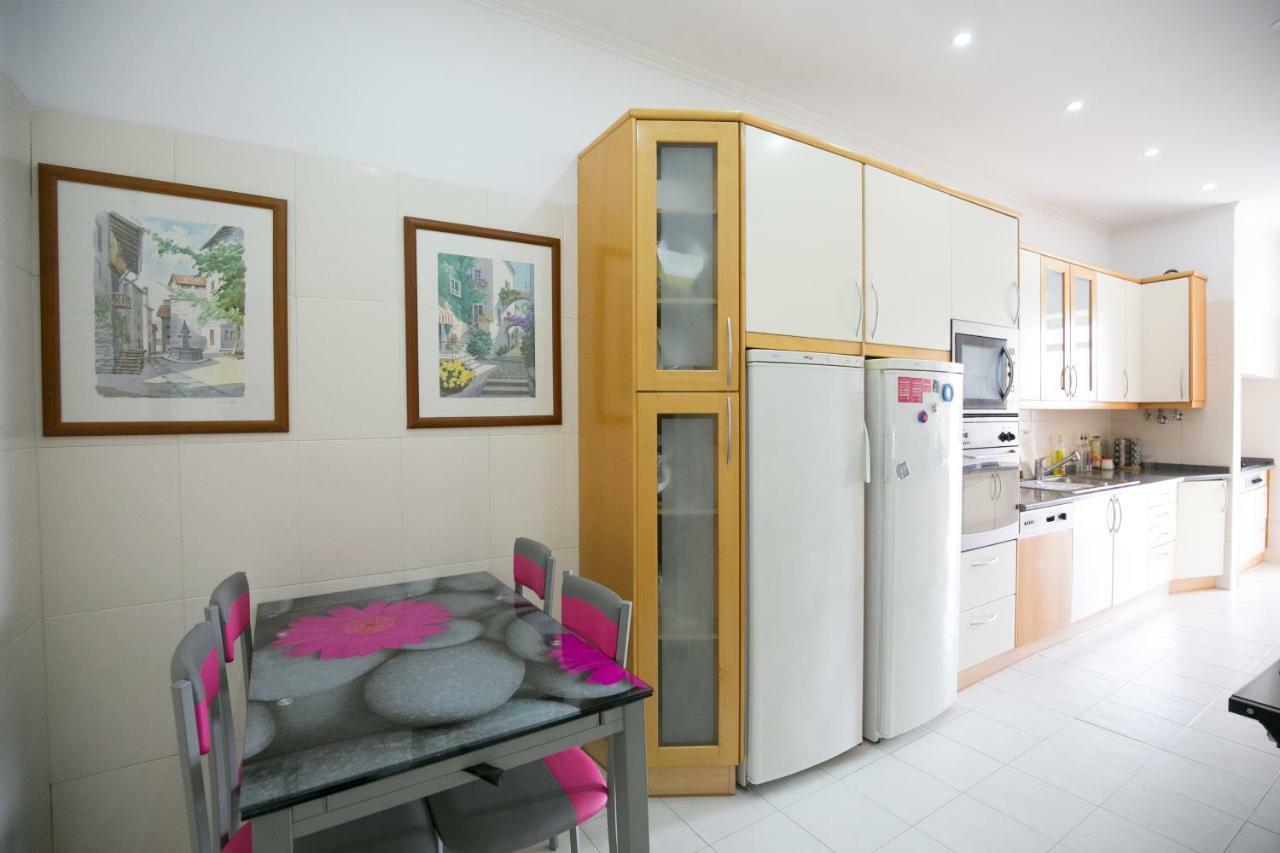 Rua Luciano Cordeiro Bhuiyan Family Host Lägenhet Lisboa Exteriör bild