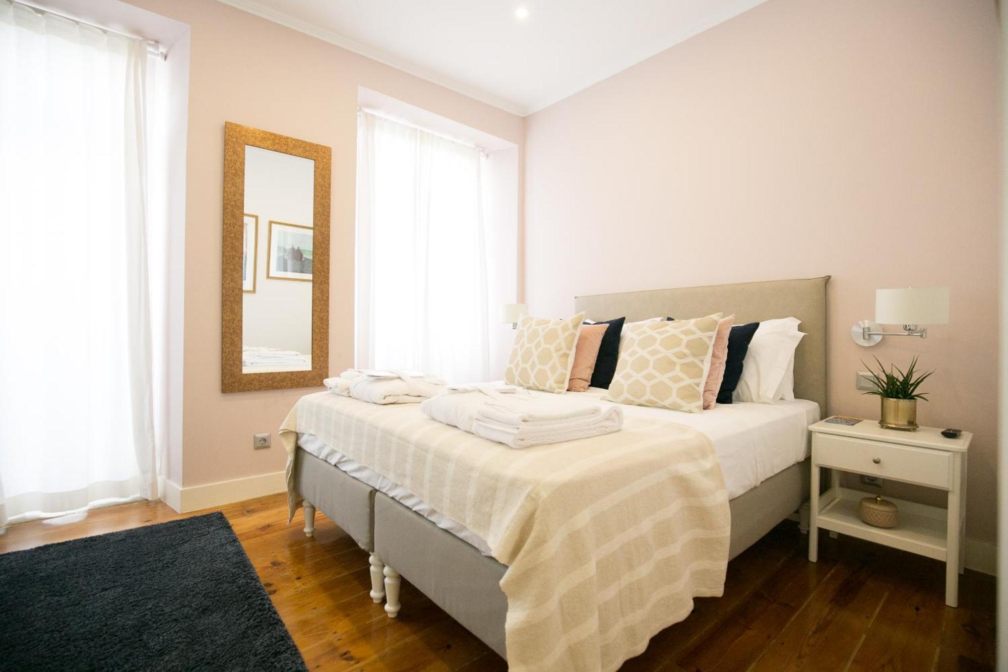 Rua Luciano Cordeiro Bhuiyan Family Host Lägenhet Lisboa Exteriör bild